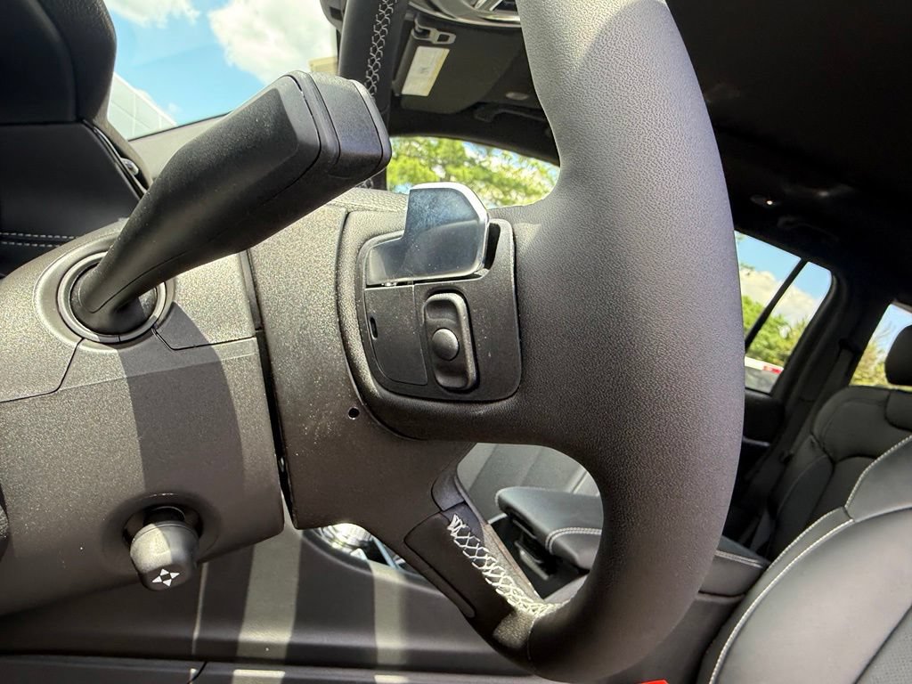 New 2026 Jeep Grand Cherokee Limited AWD/4WD image 17