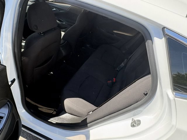 Used 2021 Chevrolet Malibu RS FWD image 11