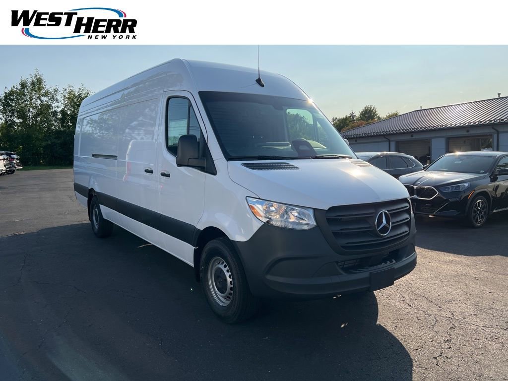 New 2025 Mercedes-Benz Sprinter 2500 image 1