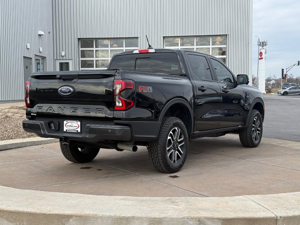 Used 2025 Ford Ranger Lariat w/ FX4 Off-Road Package image 5