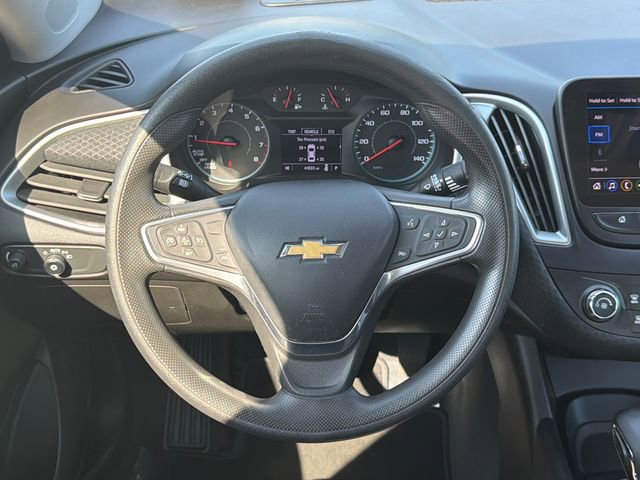 Used 2023 Chevrolet Malibu LS image 23