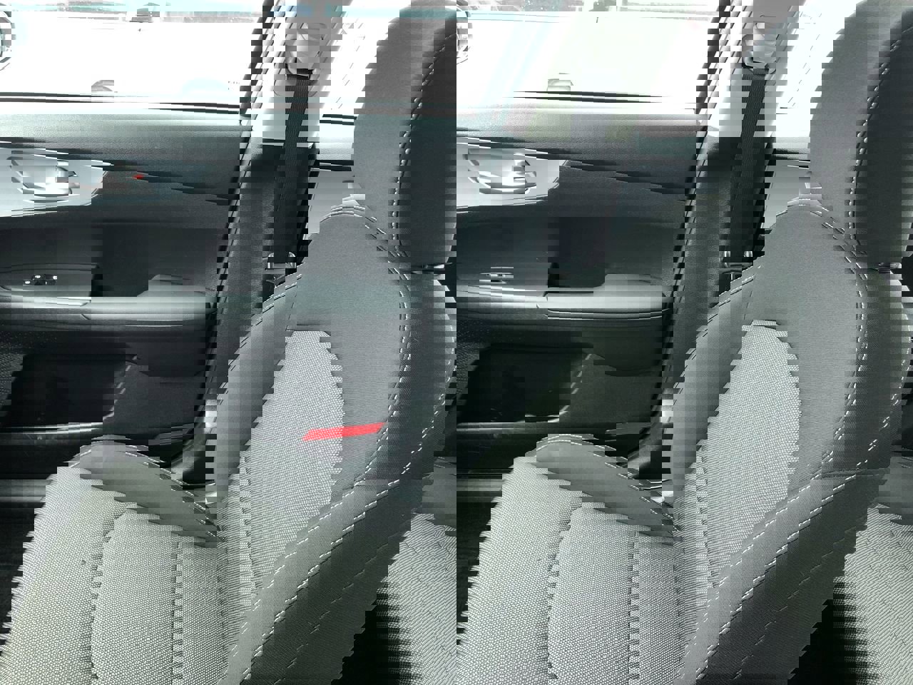 Used 2024 Kia Forte LXS w/ LXS Technology Package image 21