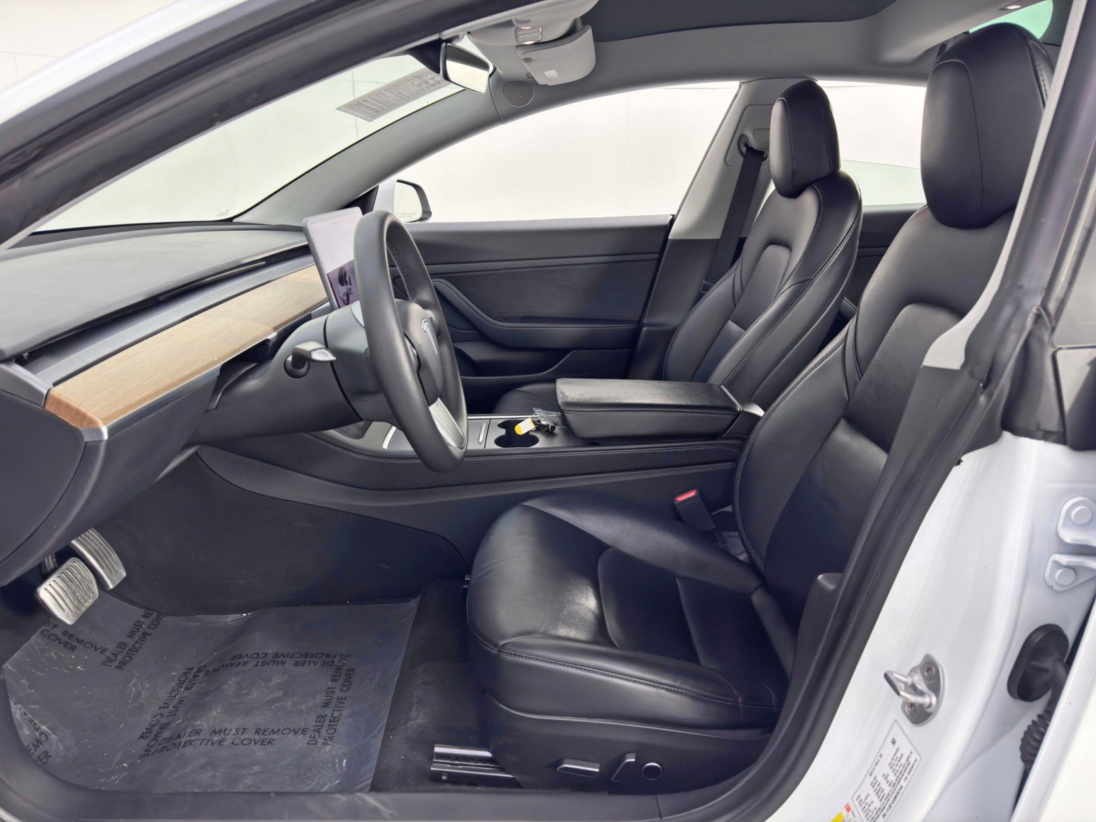 Used 2021 Tesla Model 3 Standard Range Plus image 17