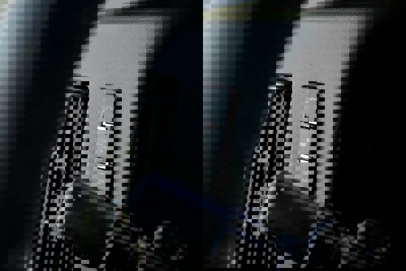 Used 2012 Chevrolet Express 2500 image 19