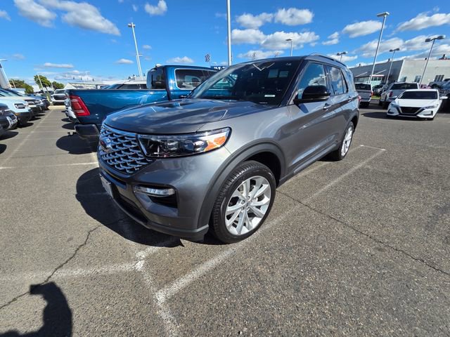 Used 2024 Ford Explorer Platinum w/ Technology Package AWD/4WD image 1
