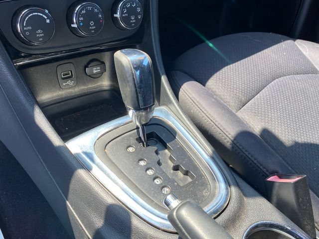 Used 2014 Chrysler 200 Touring w/ 200 S Group FWD image 8