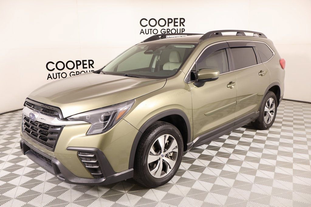 Used 2024 Subaru Ascent Premium w/ Convenience Package image 10