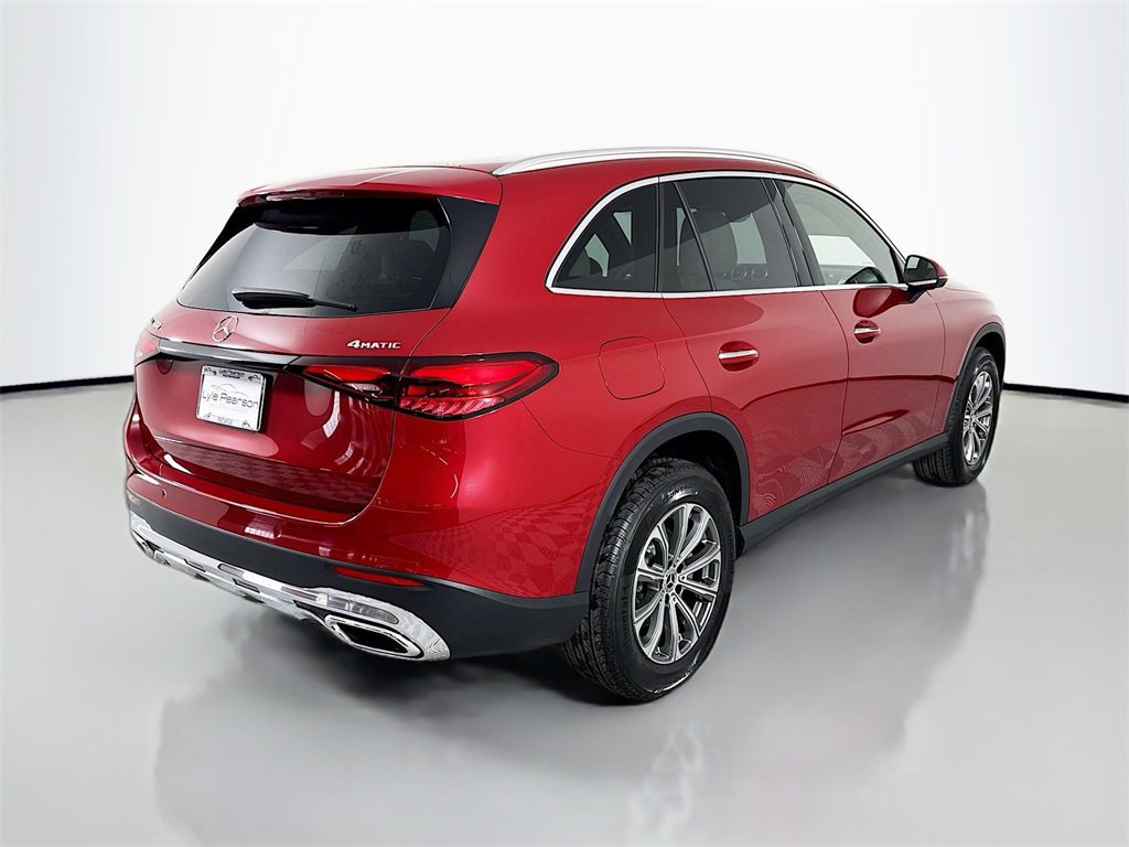 Used 2025 Mercedes-Benz GLC 300 4MATIC image 9