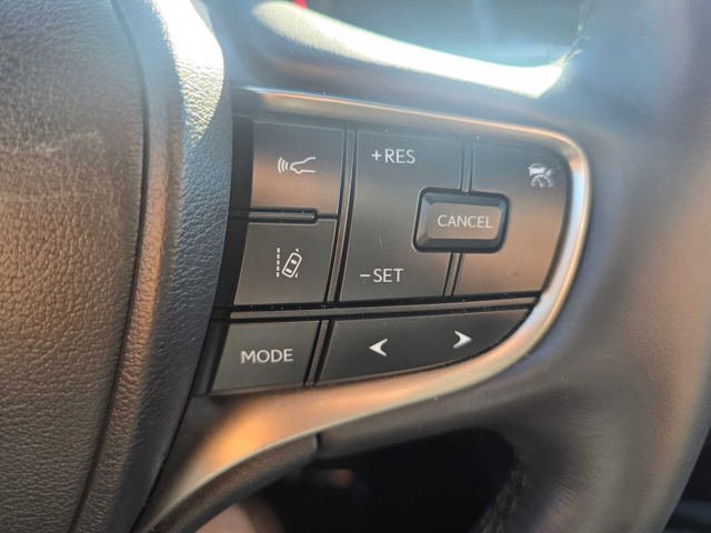 Certified 2024 Lexus UX 250h F Sport FWD image 32