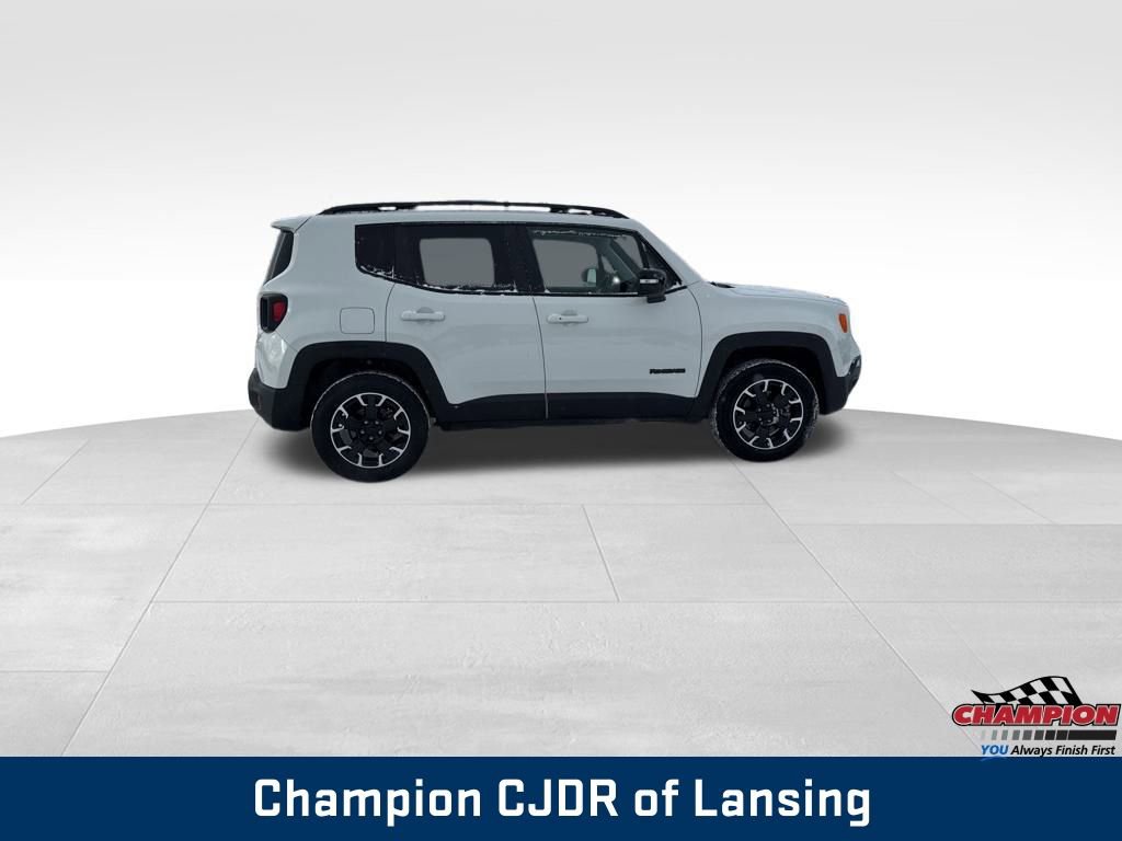 Used 2023 Jeep Renegade Latitude image 5
