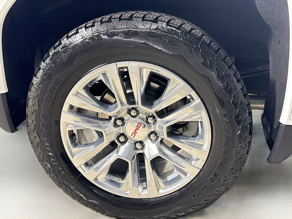 Used 2024 GMC Sierra 1500 Denali w/ Technology Package image 32