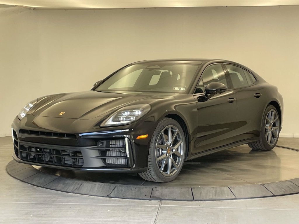 New 2027 Porsche Panamera image 1