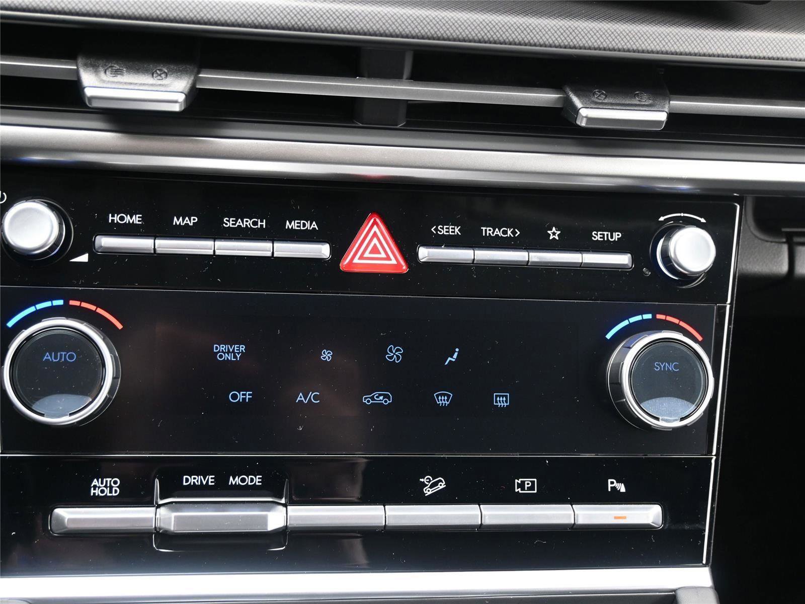 New 2026 Hyundai Santa Fe SE FWD image 11