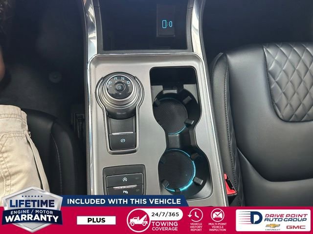 Used 2024 Ford Edge Titanium image 29