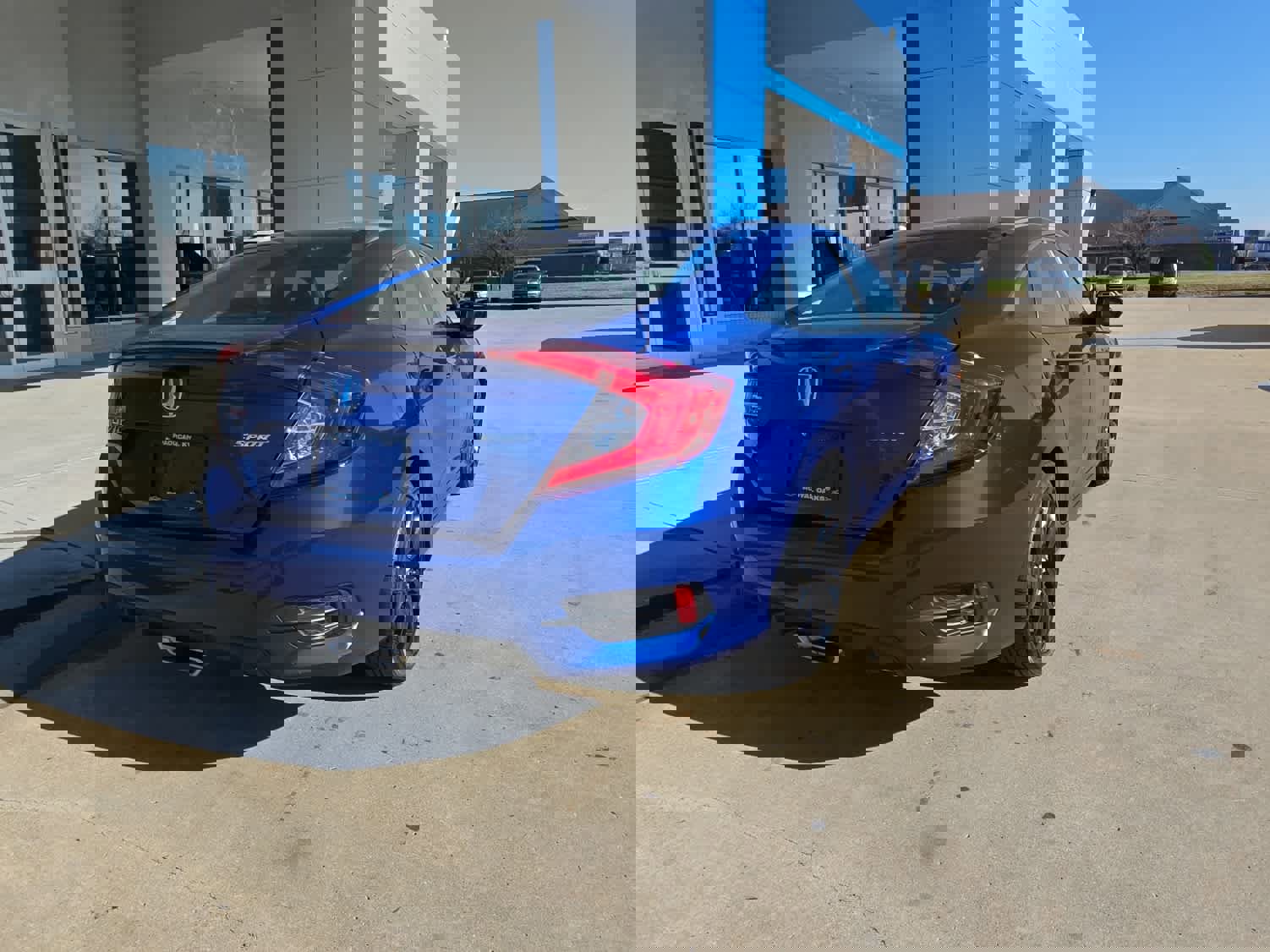 Used 2020 Honda Civic Sport image 8