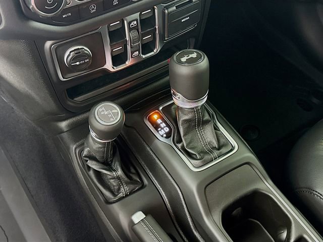 New 2025 Jeep Wrangler Unlimited Sahara image 20