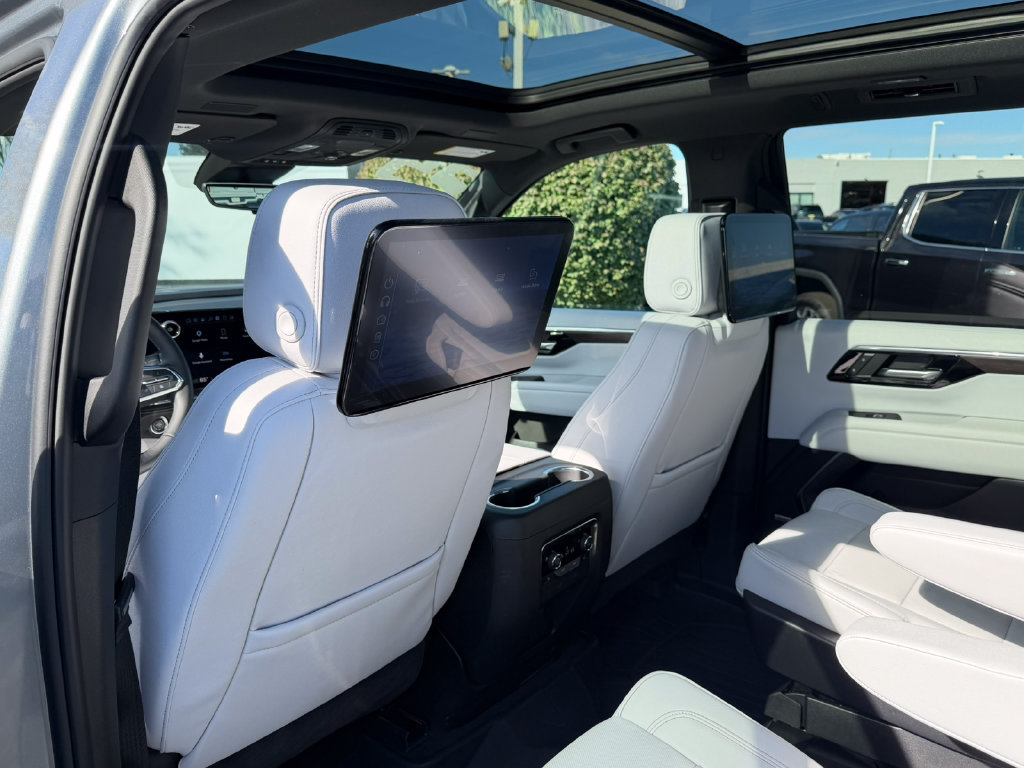 Certified 2025 Chevrolet Tahoe Premier AWD/4WD image 35