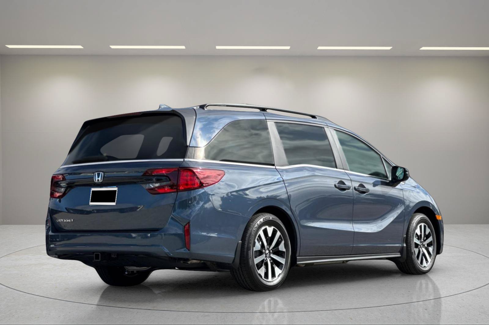 New 2027 Honda Odyssey EX-L image 3