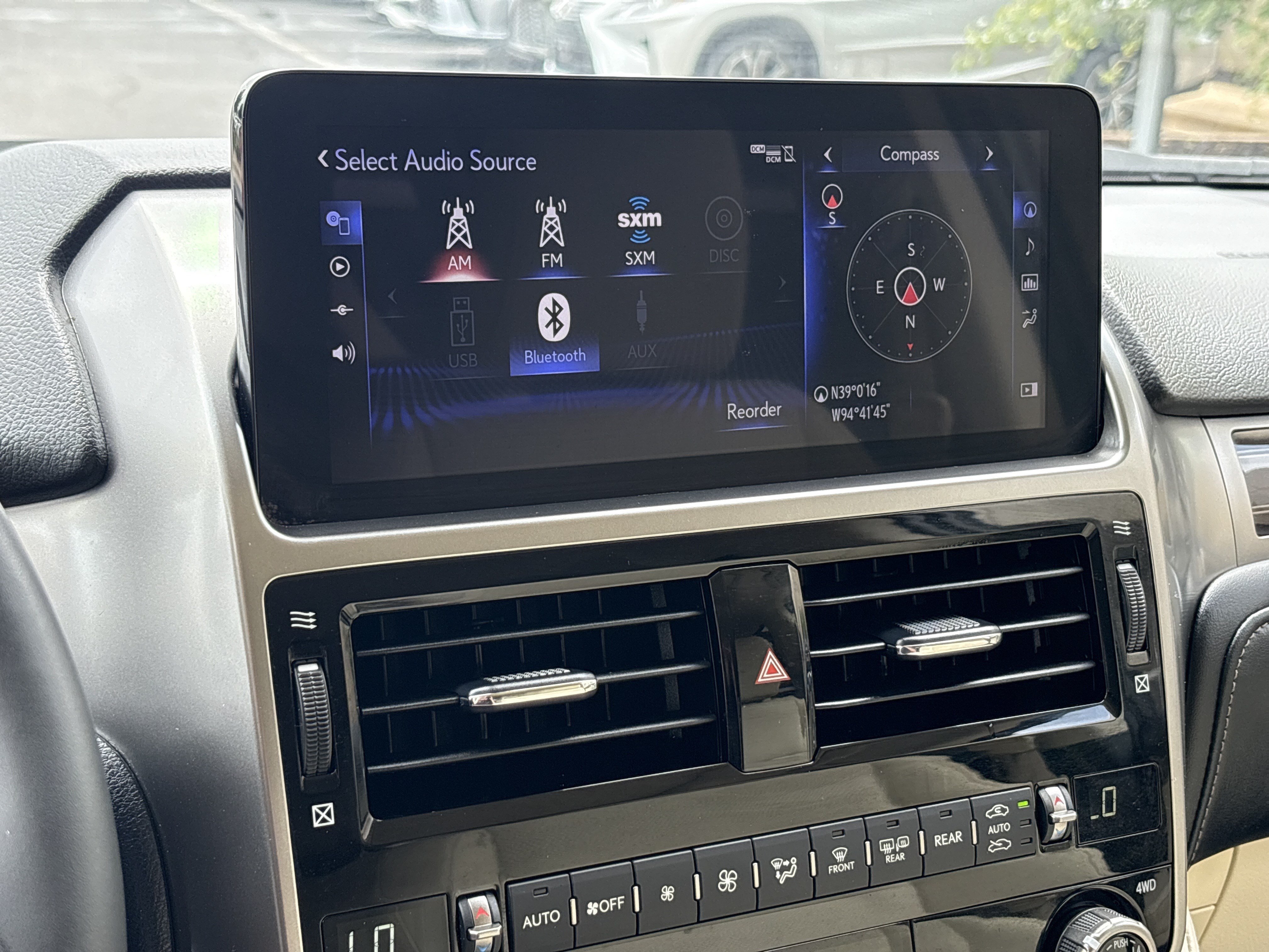 Used 2023 Lexus GX 460 Premium AWD/4WD image 23