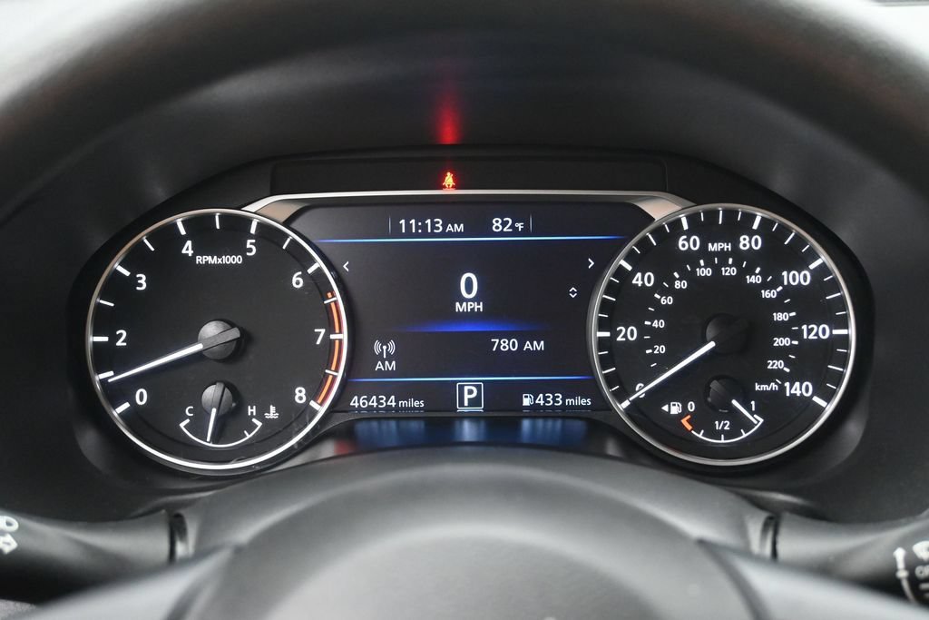 Used 2025 Nissan Altima 2.5 SV FWD image 12