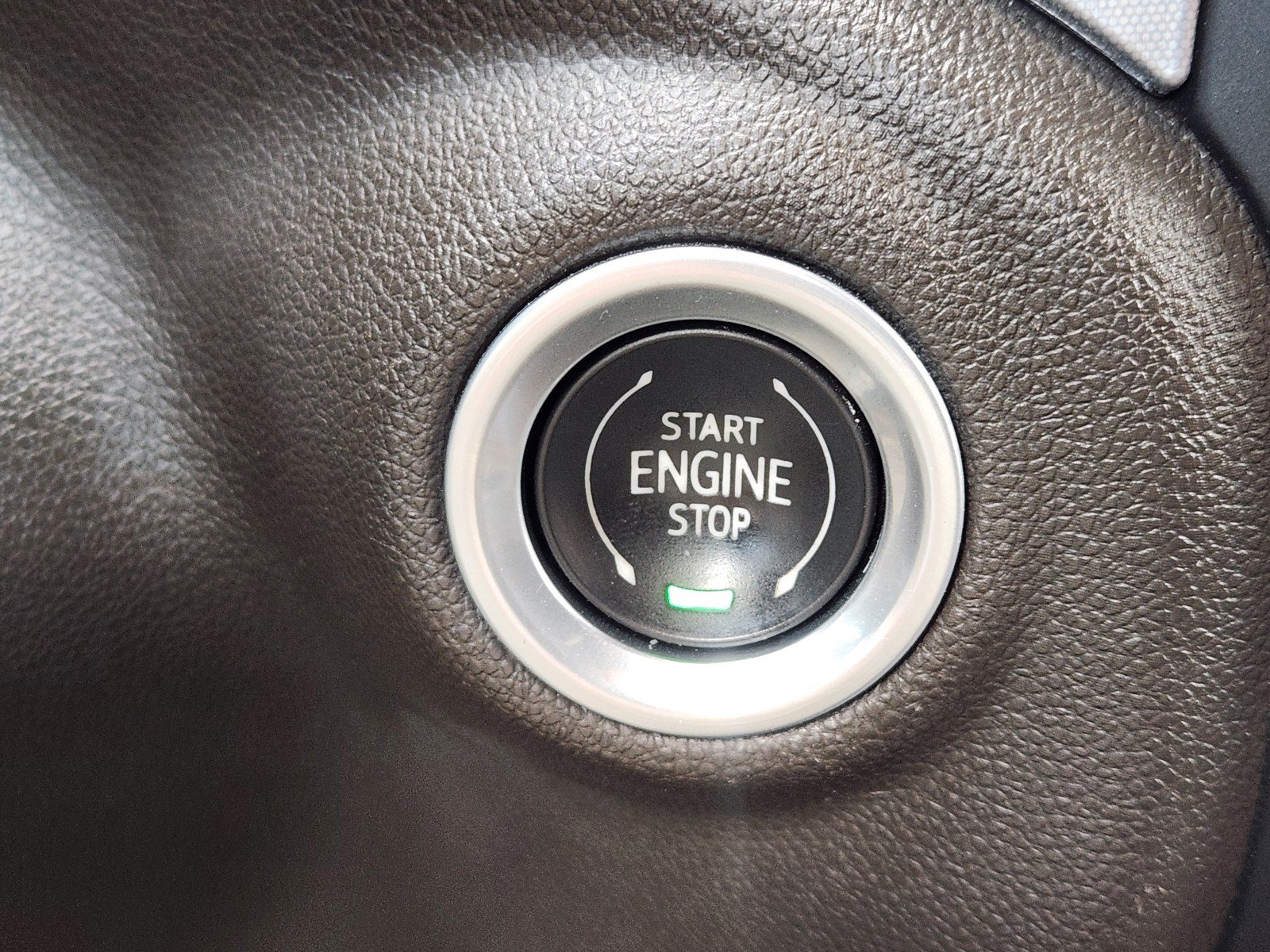 Used 2021 GMC Sierra 1500 SLT AWD/4WD image 17