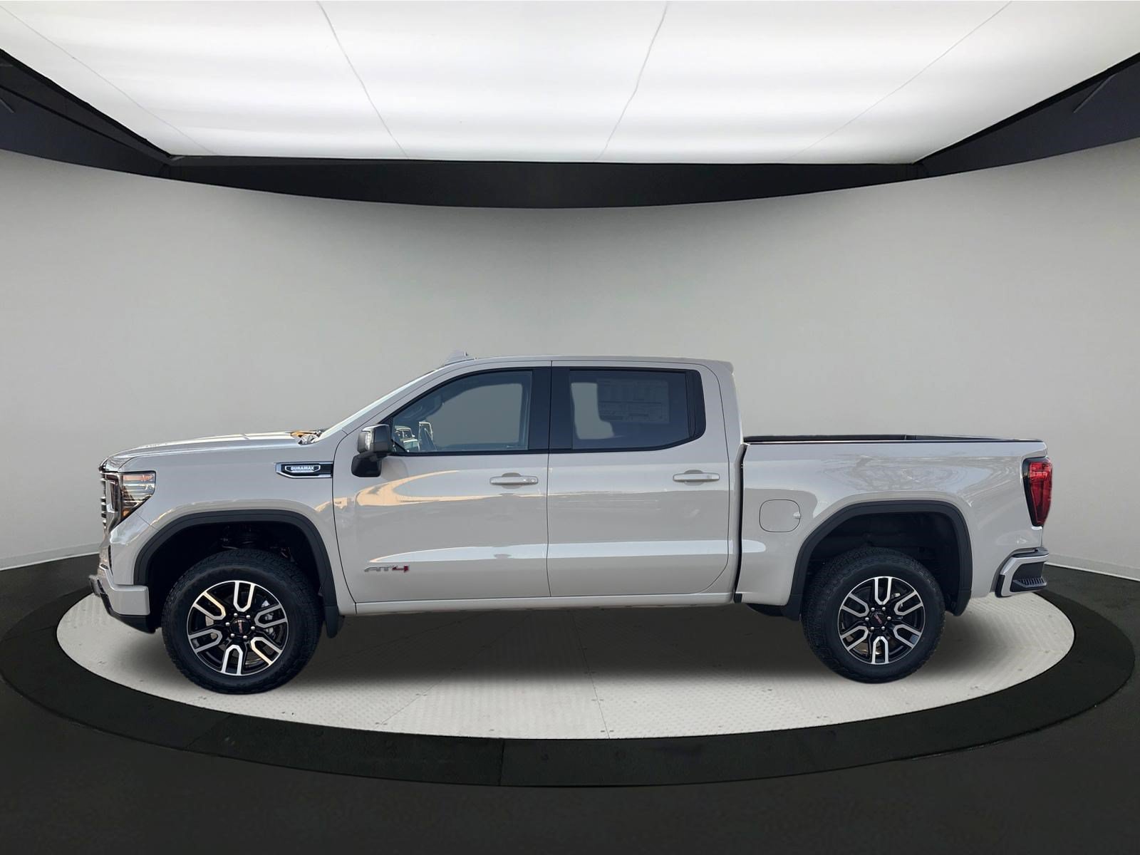 New 2026 GMC Sierra 1500 AT4 w/ AT4 Premium Package AWD/4WD image 4