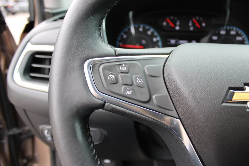 Used 2018 Chevrolet Equinox LT FWD image 14
