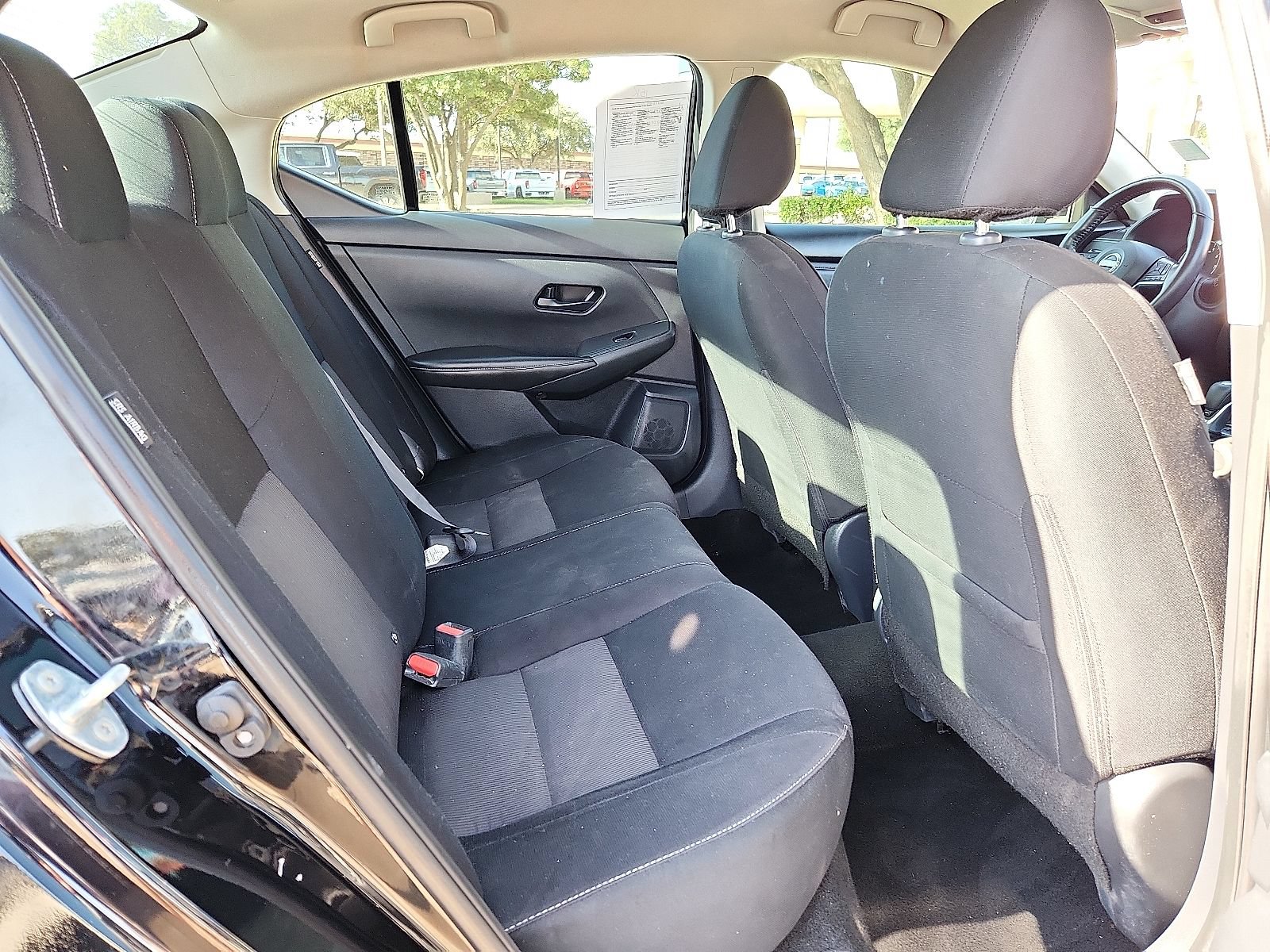 Used 2025 Nissan Sentra SV w/ All-Weather Package FWD image 9
