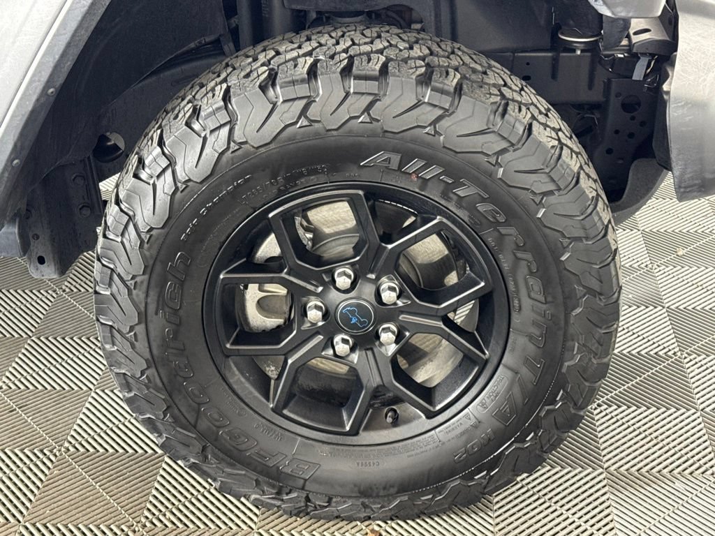 Certified 2024 Jeep Wrangler Unlimited AWD/4WD image 11