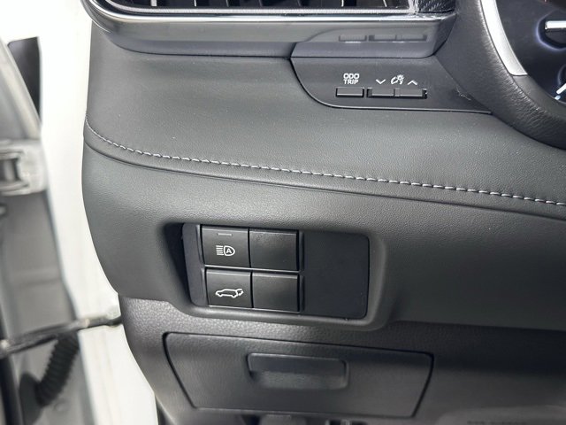 Used 2021 Toyota Highlander XSE image 26