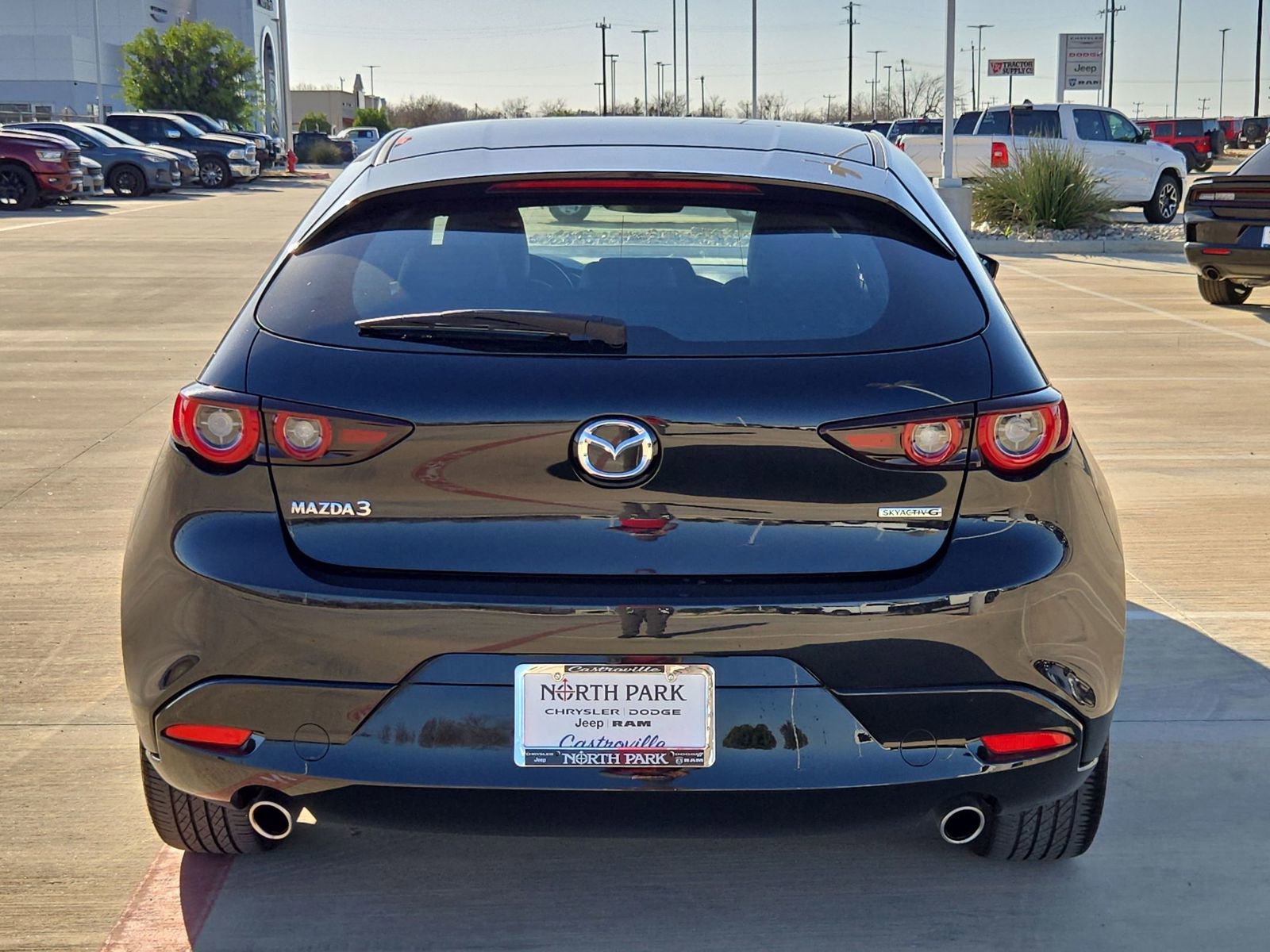 Used 2024 MAZDA MAZDA3 s image 4