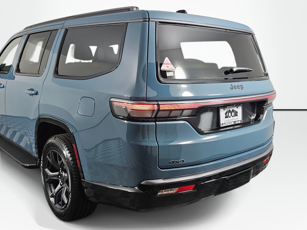 New 2026 Jeep Grand Wagoneer Limited w/ Rear Seat Video Group I AWD/4WD image 16