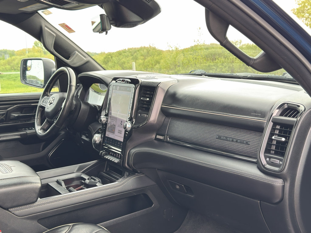 Used 2023 RAM 1500 Limited AWD/4WD image 32