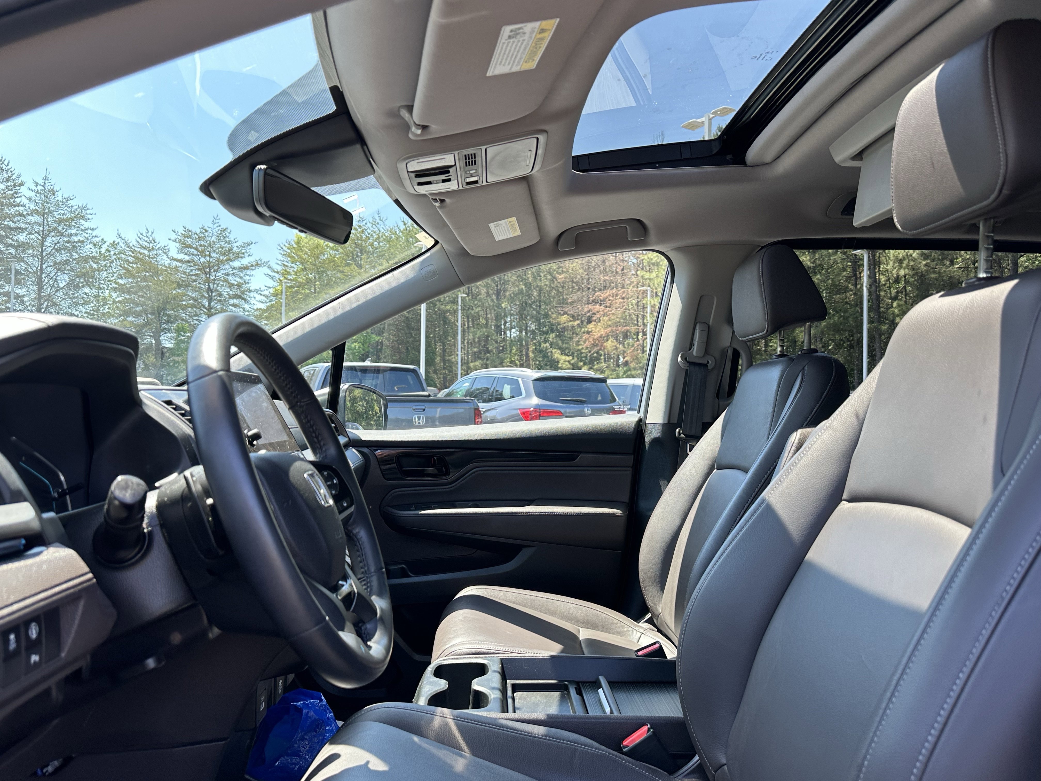 Used 2023 Honda Odyssey Touring image 7