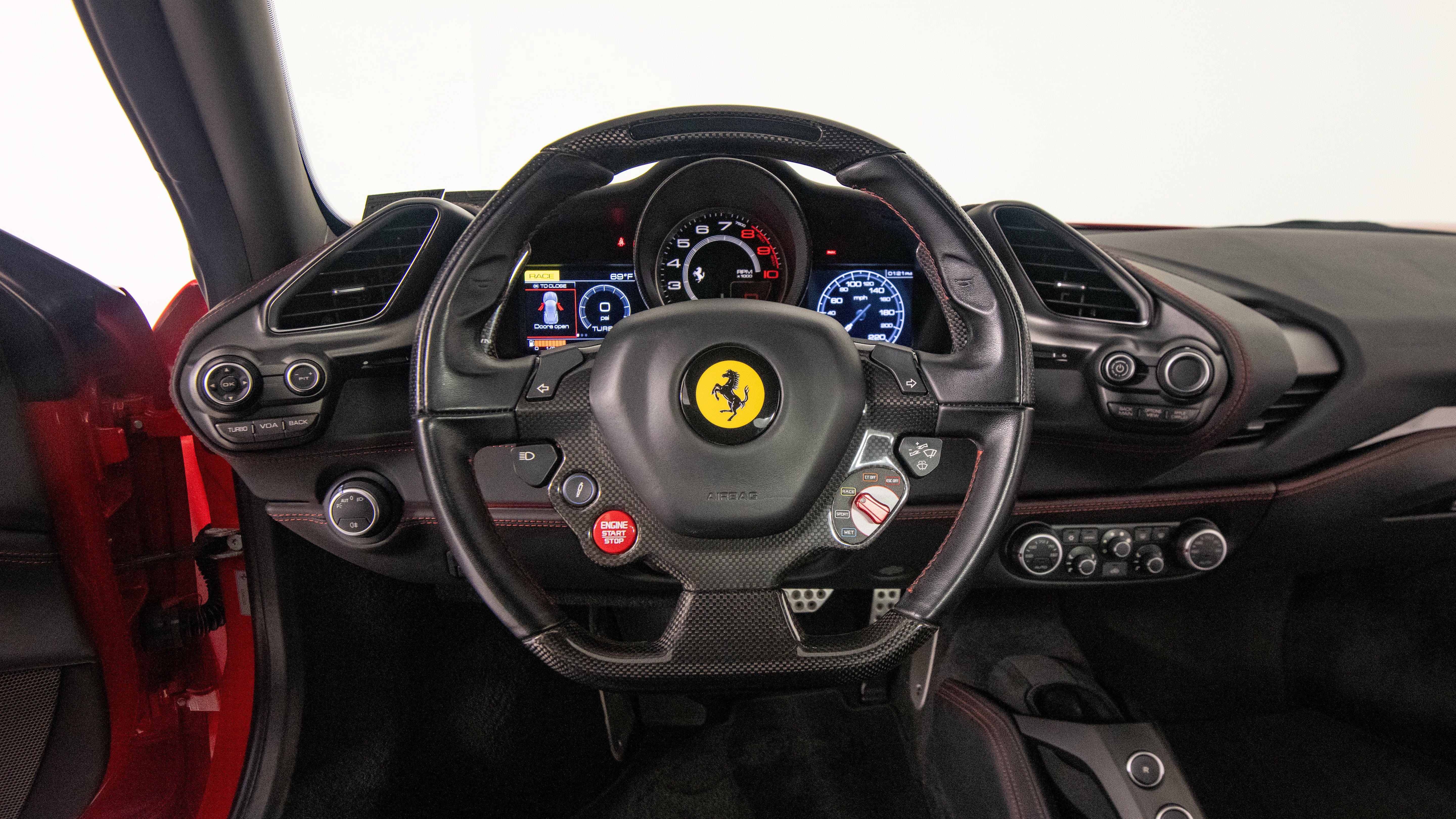 Certified 2018 Ferrari 488 GTB RWD image 27