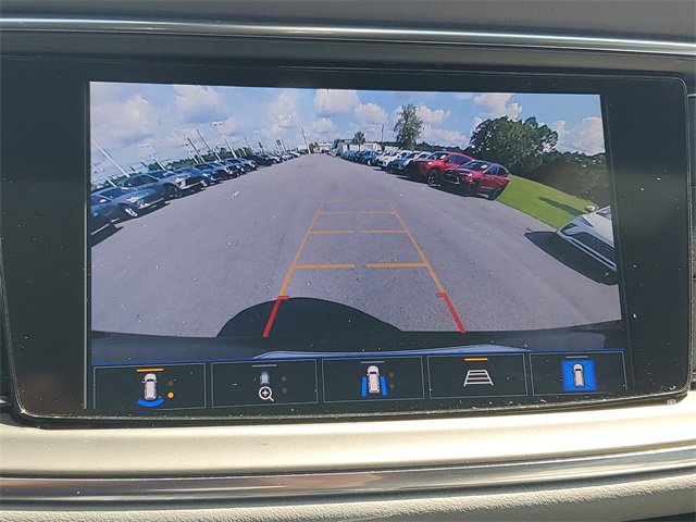 Used 2024 Buick Enclave Premium image 17