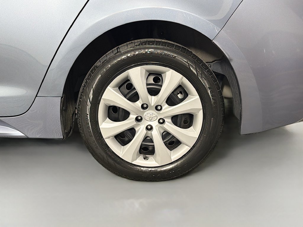 Used 2024 Toyota Corolla LE FWD image 28