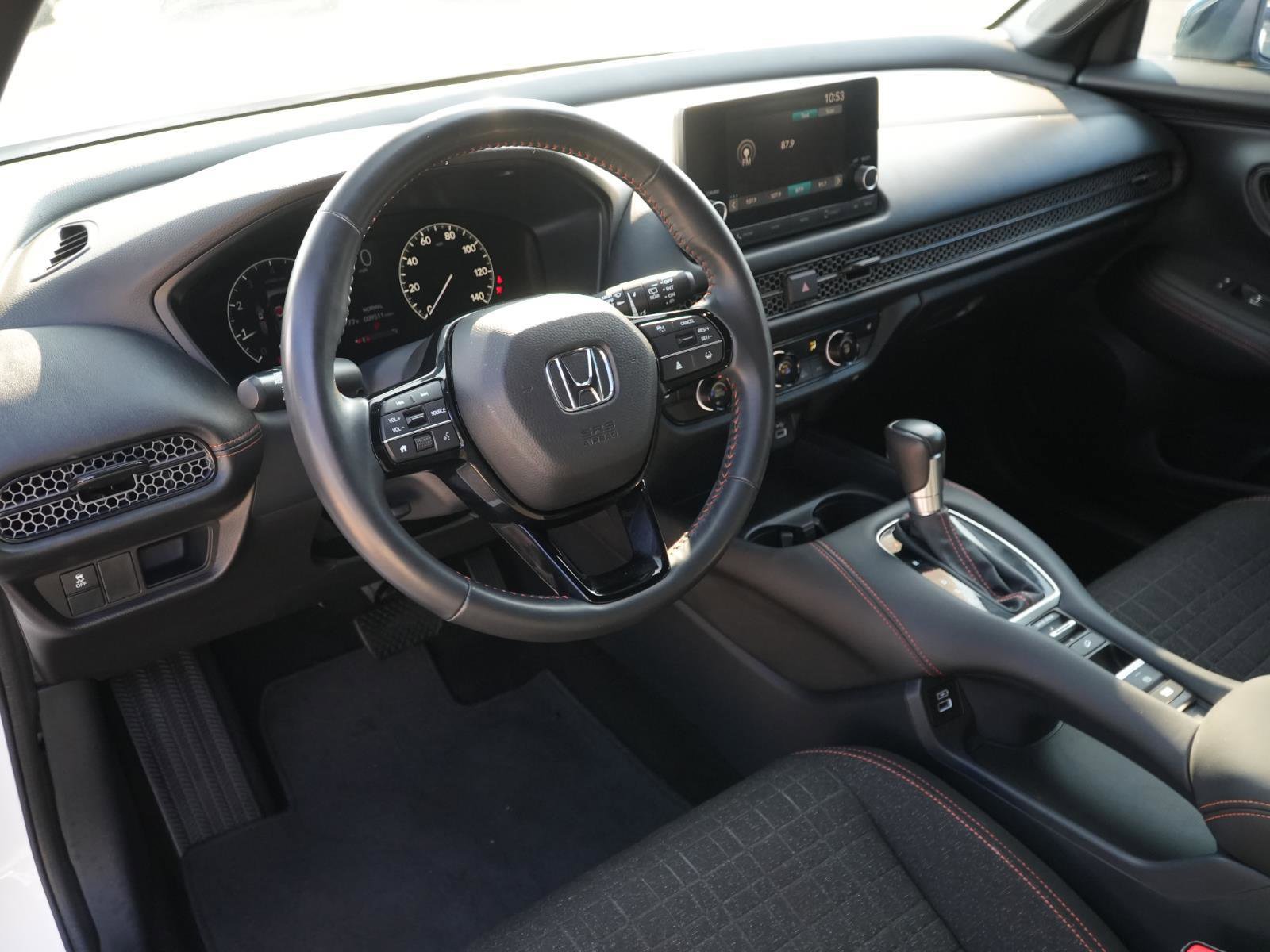 Used 2023 Honda HR-V Sport image 15