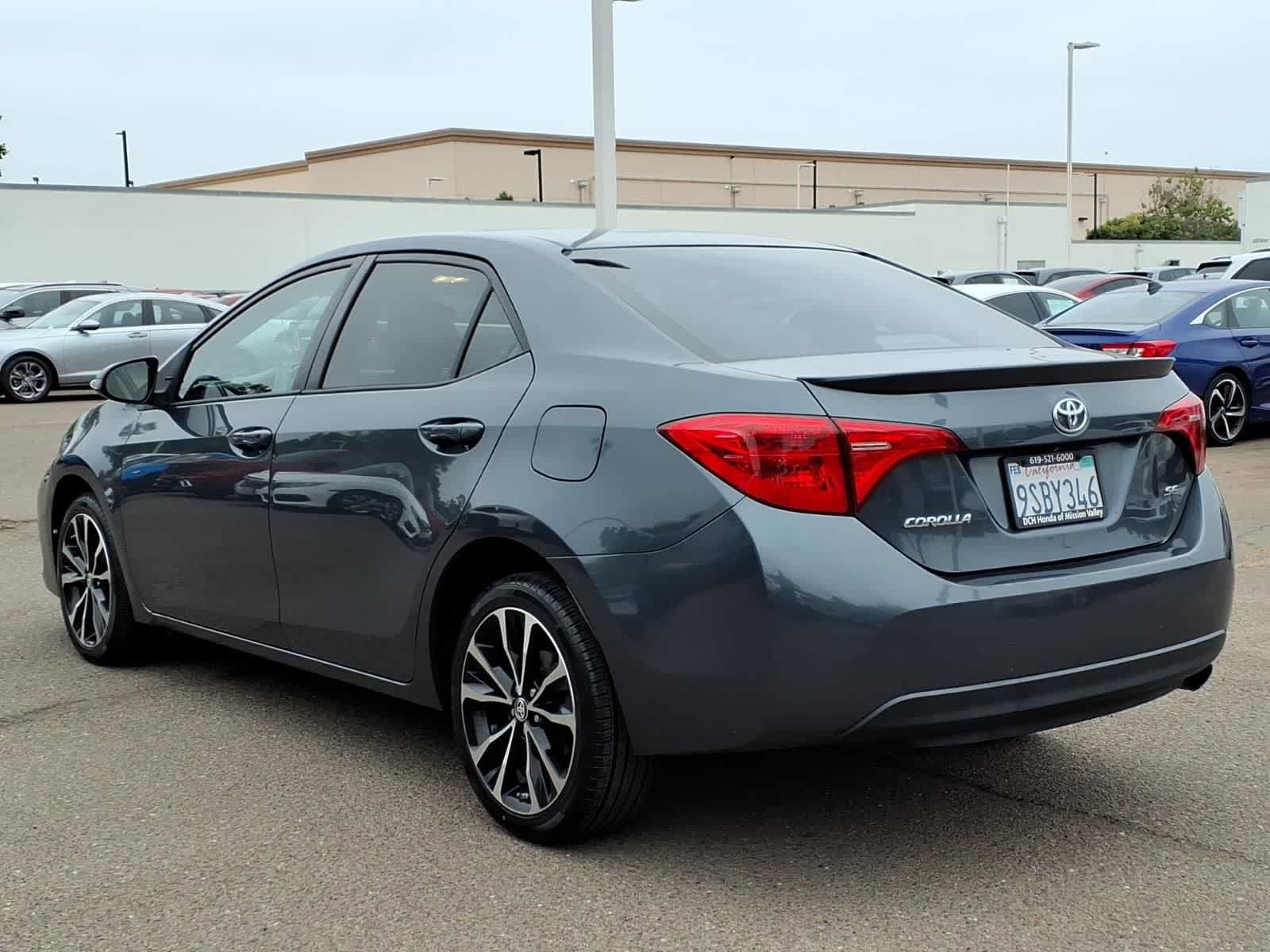 Used 2018 Toyota Corolla SE FWD image 7
