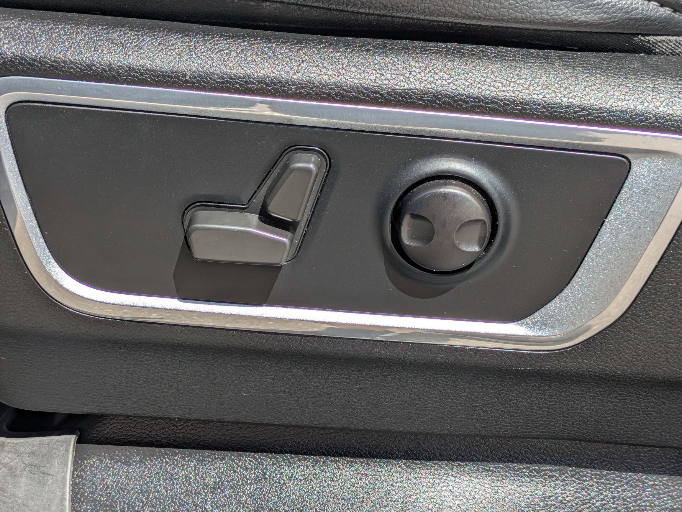 Used 2022 RAM 1500 Laramie RWD image 19