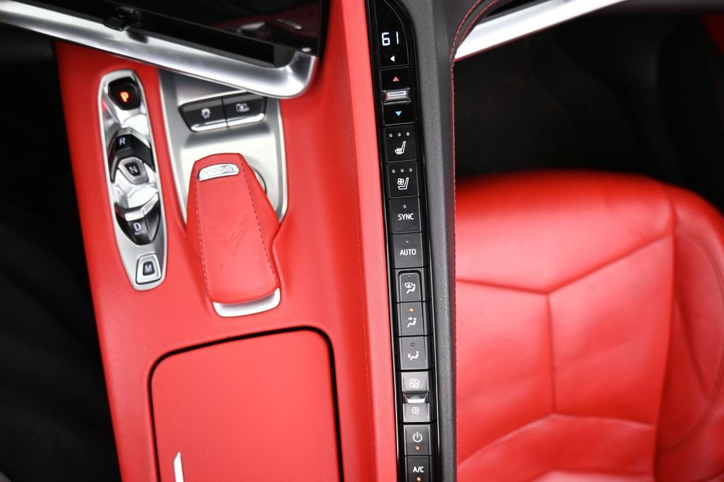 Used 2021 Chevrolet Corvette Stingray Preferred Conv w/ Z51 Performance Package RWD image 19