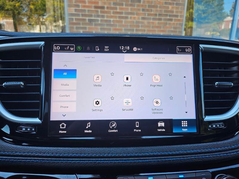 Used 2021 Chrysler Pacifica Touring-L FWD image 54