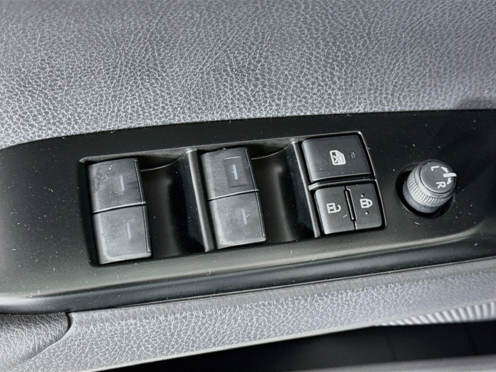 Used 2026 Toyota Camry LE FWD image 13