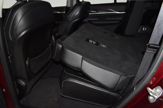 Used 2023 Jeep Grand Cherokee Limited AWD/4WD image 17