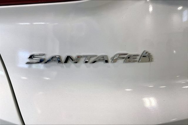 Used 2019 Hyundai Santa Fe AWD w/ Cargo Package image 8