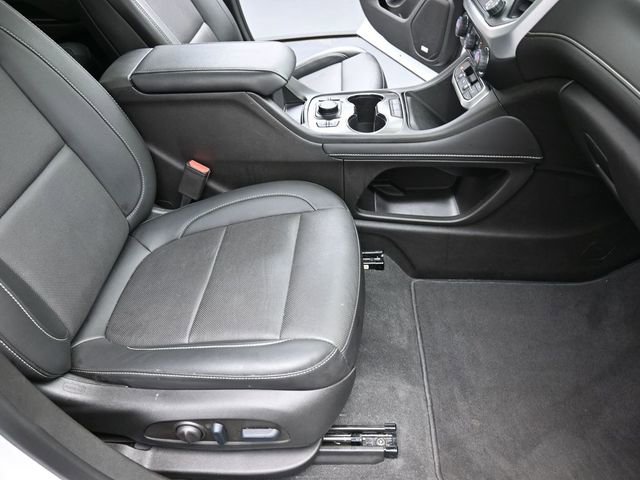 Used 2023 GMC Acadia SLT w/ Elevation Edition image 28