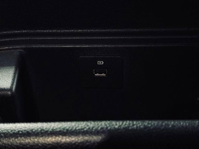 Used 2024 Ford Expedition Limited image 27