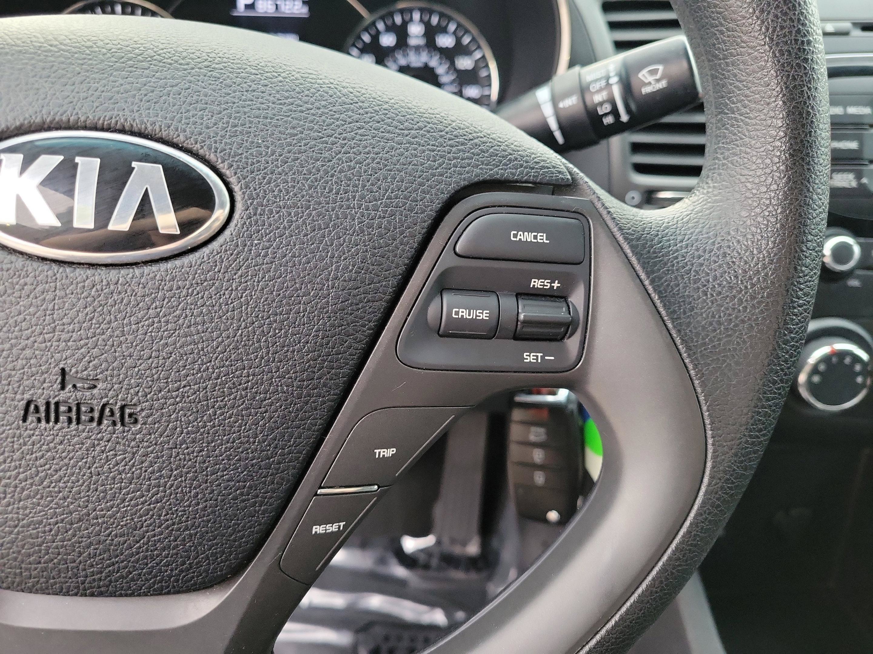 Used 2018 Kia Forte LX FWD image 24