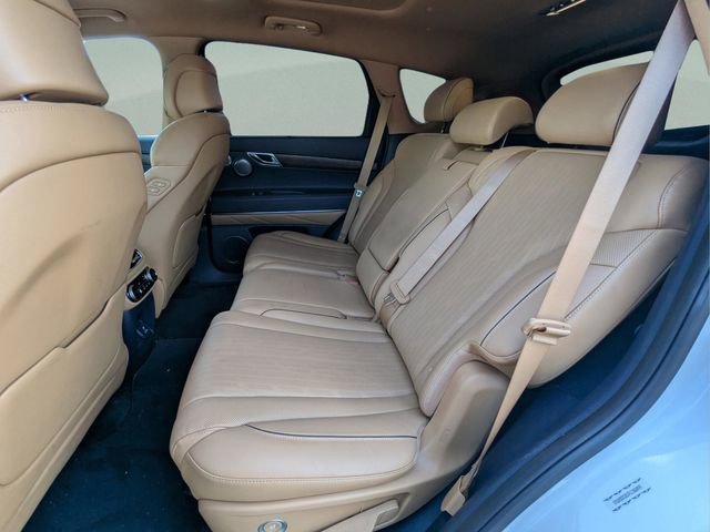 Used 2023 Genesis GV80 2.5T w/ Prestige Package AWD/4WD image 12