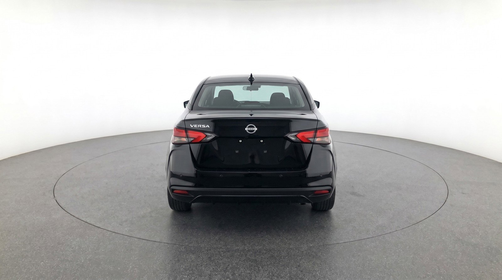 Used 2025 Nissan Versa SV FWD image 7